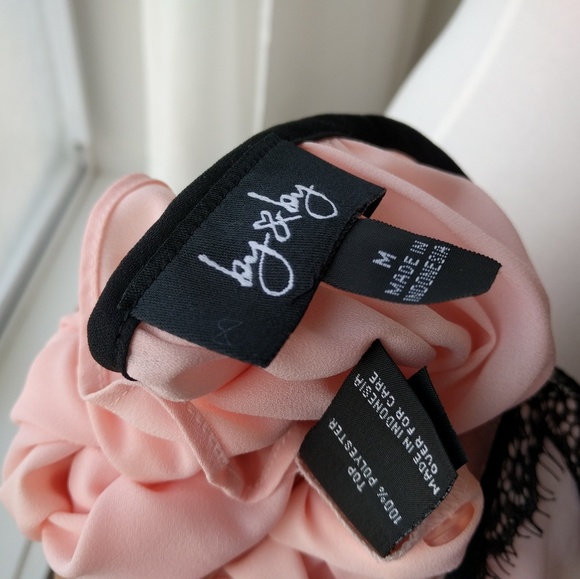NWT By & By Lace blush TOP MEDIUM - Picture 7 of 7